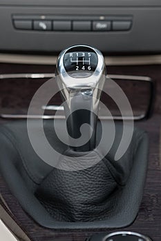 Sportscar gear shifter