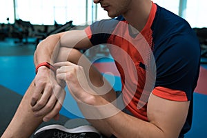 Sportsman Setting Mode of Activity Tracker