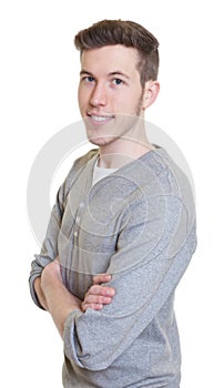 Sporty australian guy with short hair in a grey shirt