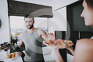 Sporty Man Refuse To Girlfriend To Take Junk Food