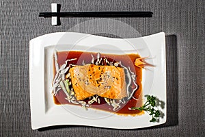 Spotted salmon slice marinated in tamari sauce