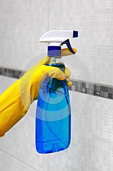 Spray for cleaning in hand