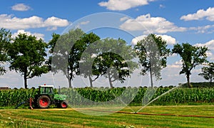 Spraying tractor