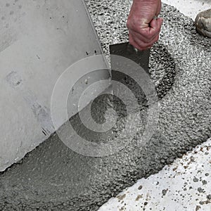 Spreading concrete