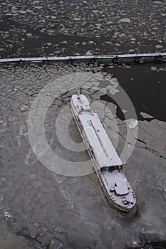 Spree at Berlin in winter time 6