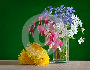 Spring flower bouquet