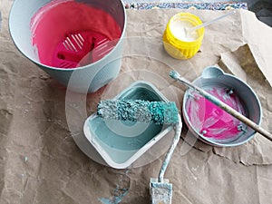 Spring master class on painting flower pot, using brush, roller, paint. DIY step by step