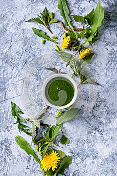 Spring nettle and dandelion smoothie