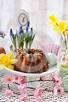 Spring table with easter cakes