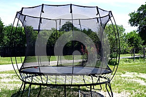 Springless trampoline with protective netting is safe photo