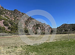 Mountain View and Picnic Area in Tonto Natural Bridge State Park photo