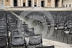 Square with chairs for parishioners in front St. Peter's Basilic