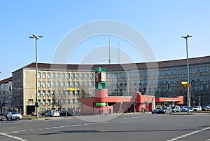 Square Fehrbelliner Platz in Downtown Wilmersdorf, Berlin