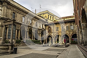 Square of the merchants, Milano