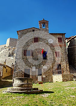 Square in the village of castiglione d`orcia