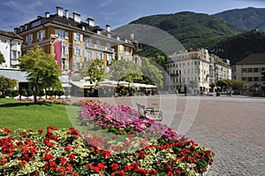 Square of Walther von der Vogelweide in Bolzano photo