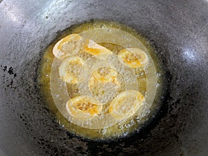 Squid cut into small pieces and fried with flour.