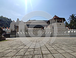 Sri Dalanda Palace is a place of pilgrimage for Buddhists