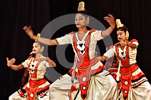 Sri Lanka: Folk dancers in Kandy