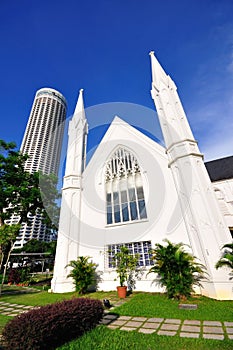 St Andrew's Cathedral and Swissotel the Stamford