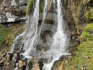 St. Beatus Waterfall or Waterfalls and cascades under the St. Beatus cave (Wasserfall bei den St. Beatus Hoehlen)