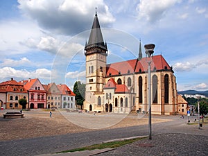 Bazilika, slovensko 