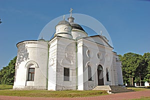 St. George's Church (1817-1826 gg.). The palace and park complex