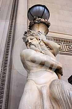 St. Georges Hall statue and architecture, Liverpool, UK.