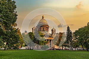 St. Isaac Cathedral in Saint-Petersburg, Russia. Sityscape