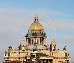 St. Isaac`s Cathedral in Sankt-Peterburg