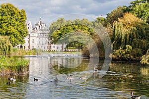 St. James\'s Park Lake with Horse Guard Parade building in background, London, United Kingd