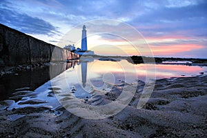 St Mary's Lighthouse and Sand