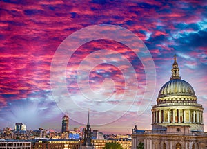 St Paul Dome Cathedral in London, view at sunset