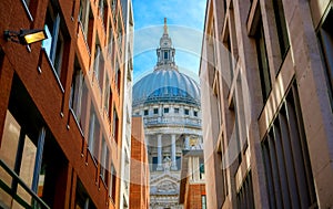 St. Paul`s Cathedral in Central London, England, UK