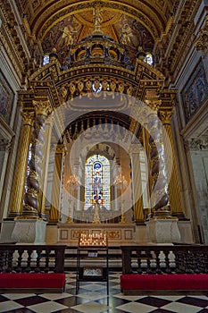 St Paul's Cathedral: High altar
