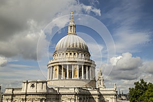 St Paul's Cathedral - wide