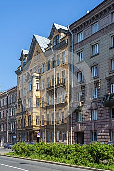 St. Petersburg, apartment buildings on the street