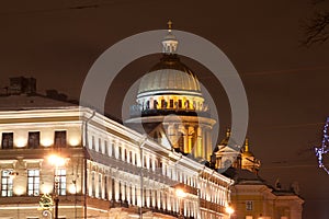 ST. PETERSBURG - January 11: building of General staff on Palace square, January 11, 2011, in town St. Petersburg