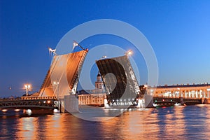 St. Petersburg.  White Nights.  View of the Palace Bridge.