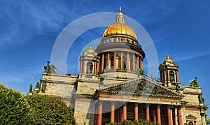 St. Petersburgs St. Isaacs Cathedral in summer, the citys largest orthodox temple