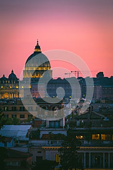 St. Peterâ€™s Basilica at Sunset & x28;Rome, Italy& x29;