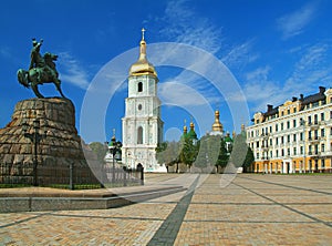 St Sophia Cathedral and monument to Bogdan Khmelnitsky