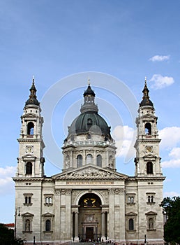 St. Stephen Basilica in Budapest photo