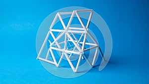 Stable Geometric Network Structure in White