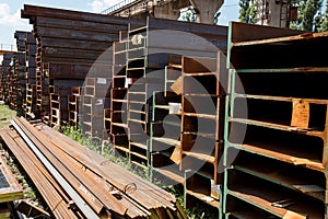 Stainless steel beams deposited in stacks