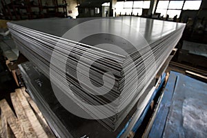 Stainless steel sheets deposited in stacks