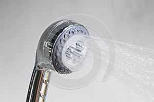 Stainless steel shower head flushing