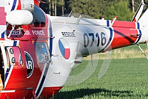 Standing rescue helicopter