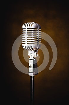 Standing retro microphone