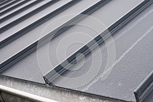 Standing seam metal roofing